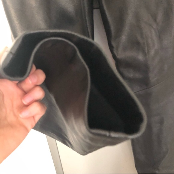 Danier Genuine Leather Trousers (size 2) - Picture 9 of 16